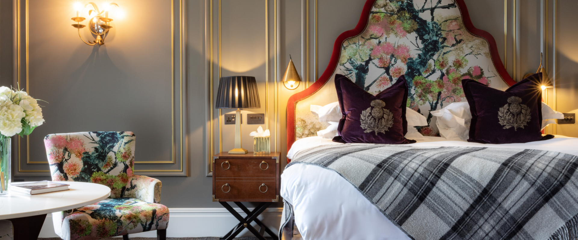 Cameron-House-Auld-House-Suite-Tower-Bed
