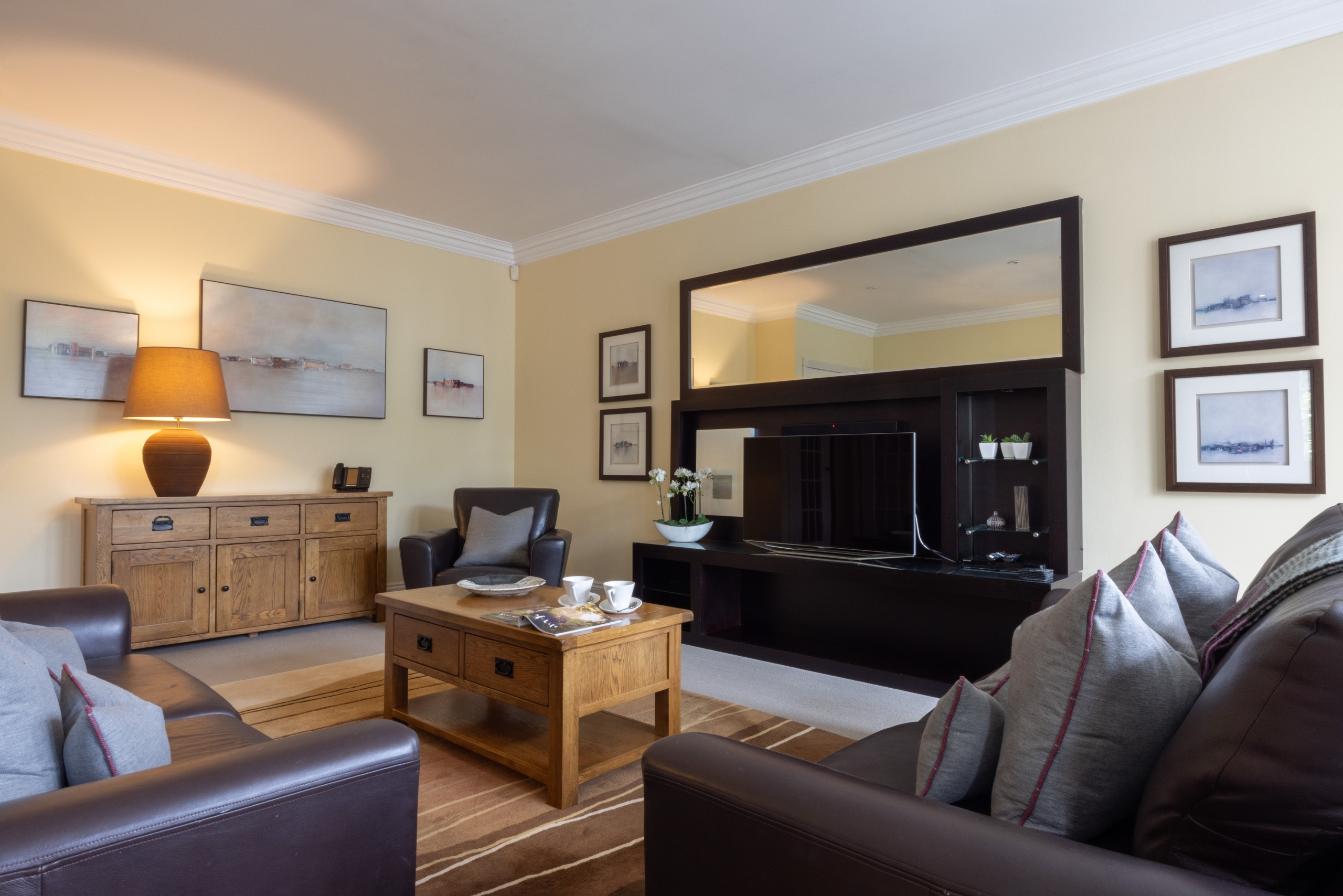 Cameron-Lodges-Cameron-Club-Loch-Lomond-Apartment-2 Bedroom-Living-area-Interior-001