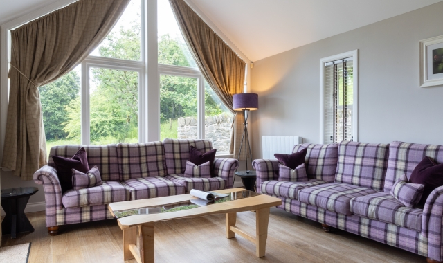Cameron-Lodges-Farmhouse-Interior-003