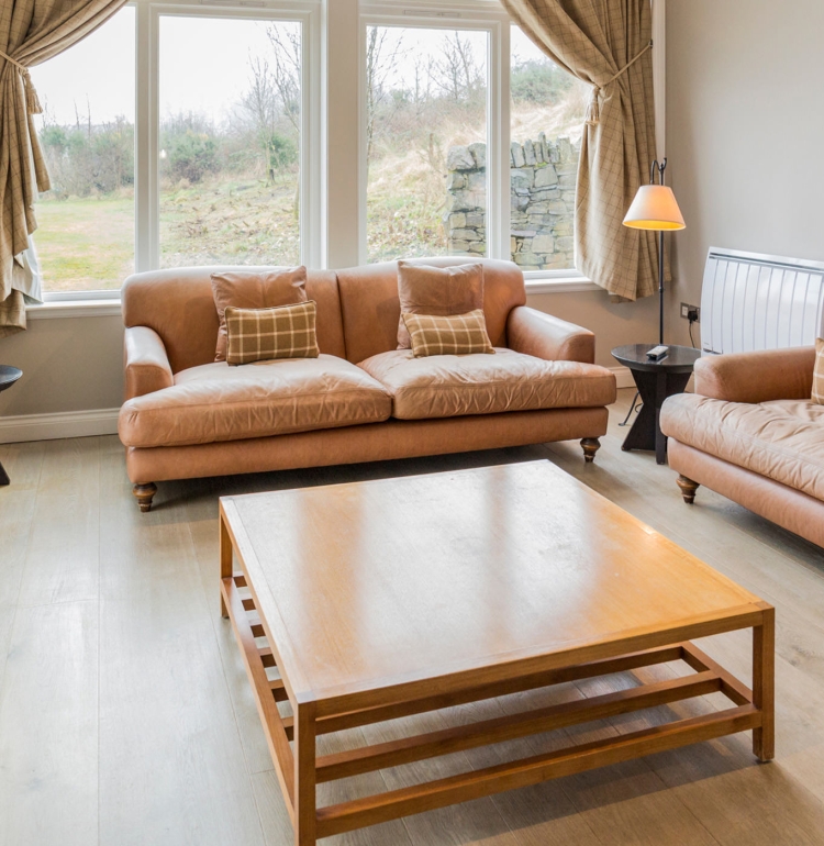 conservatory-bar-two-bedroom-detached-farmhouse