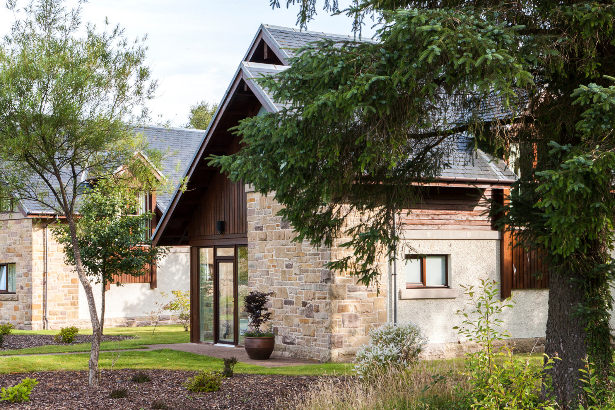 exterior-three-bedroom-detached-lodges