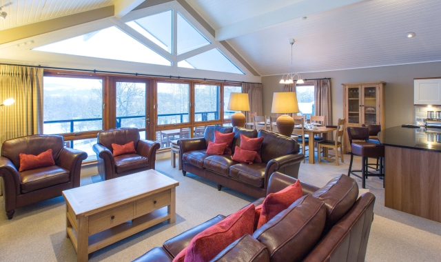 living-area-three-bedroom-detached-lodges