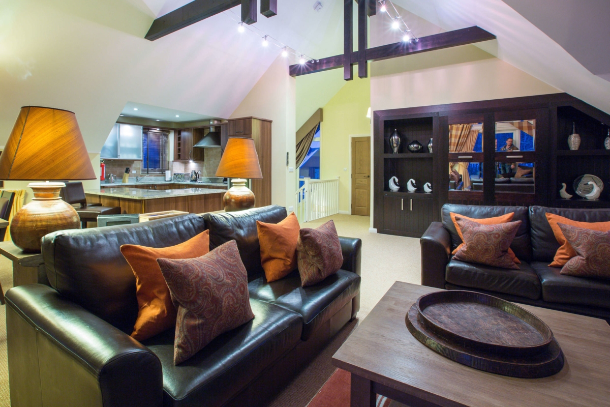 lounge-area-three-bedroom-detached-lodges
