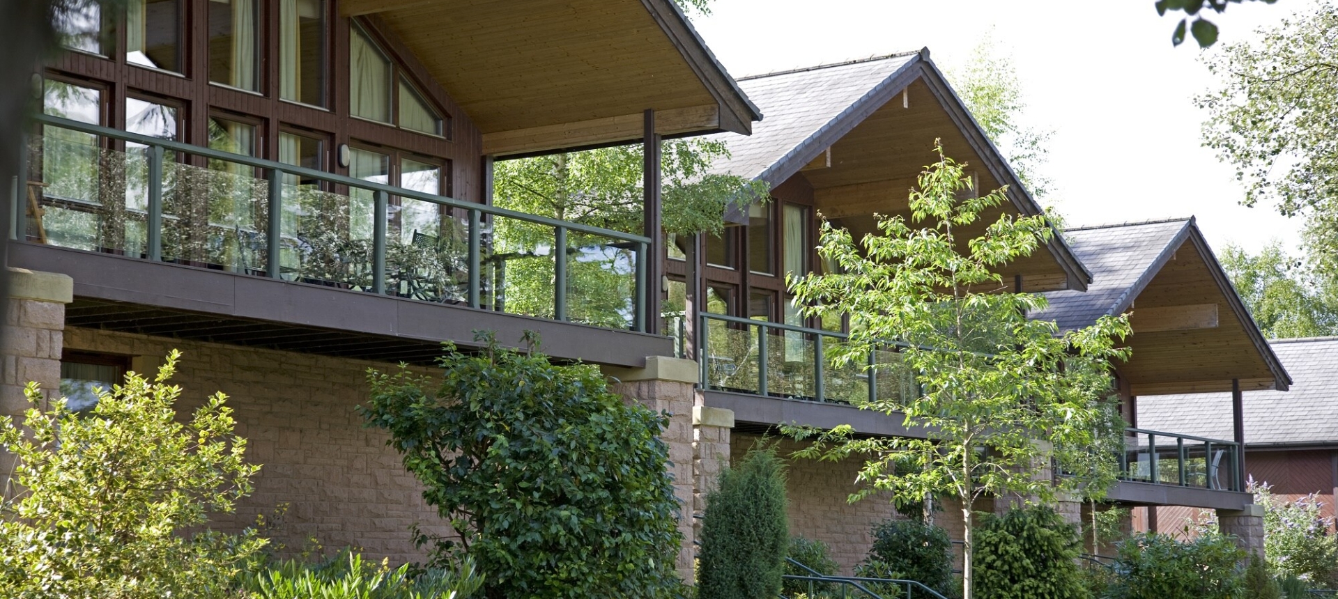 three-lodges-exterior