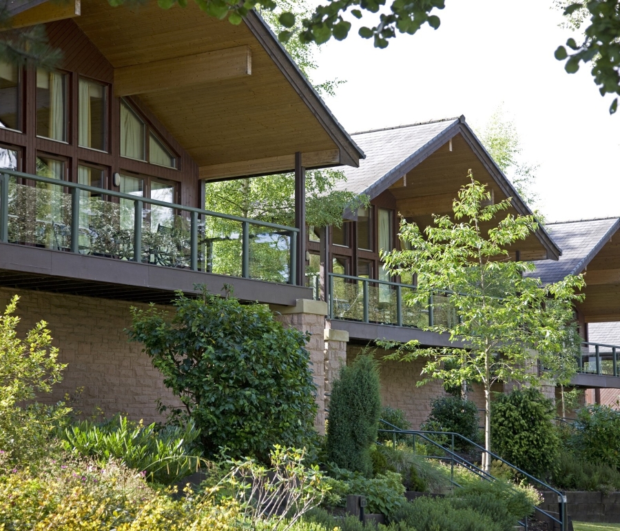 three-lodges-exterior