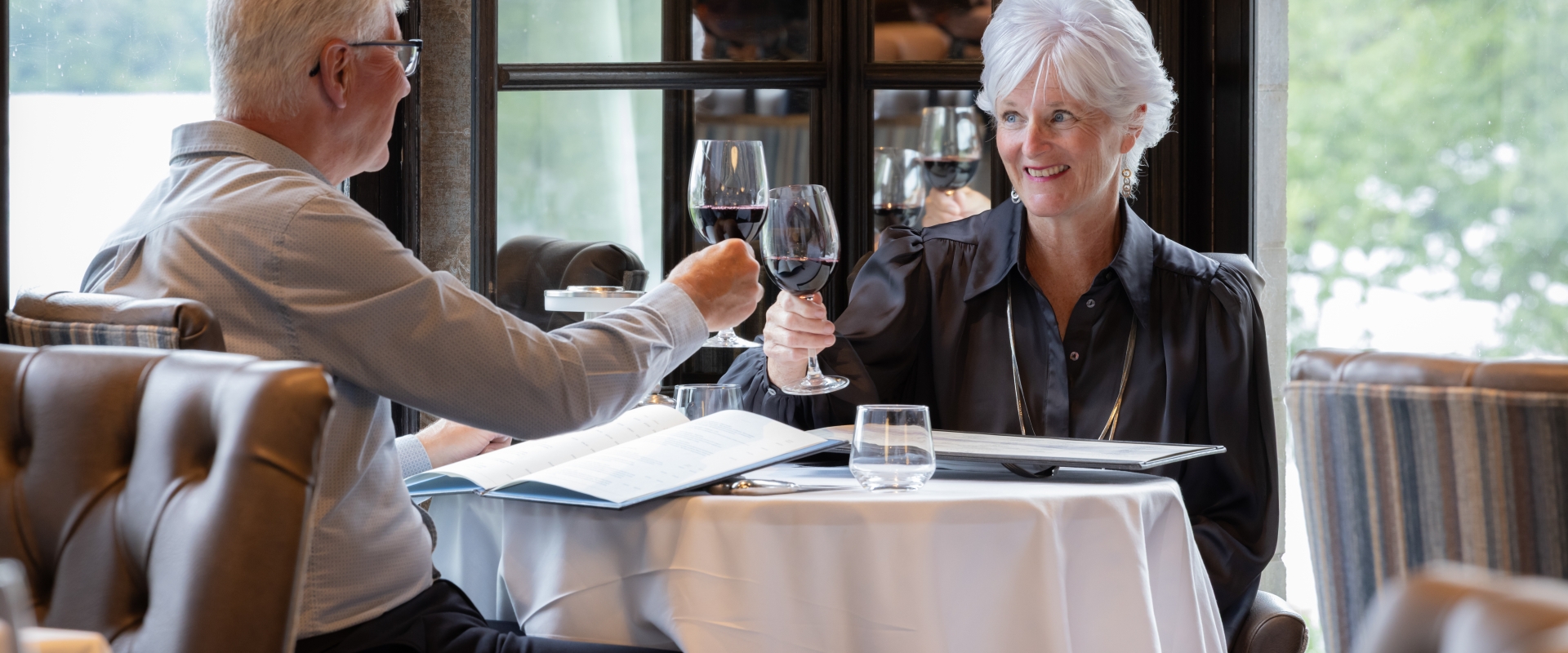 Cameron-House-Lifestyle-Couple-Dining-012