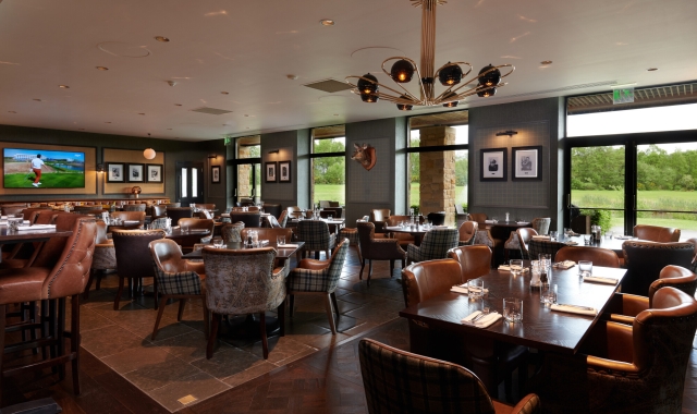 clubhouse-dining