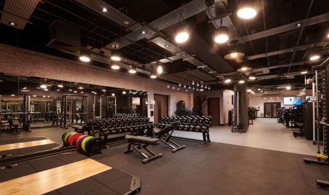 a picture of a weight rack