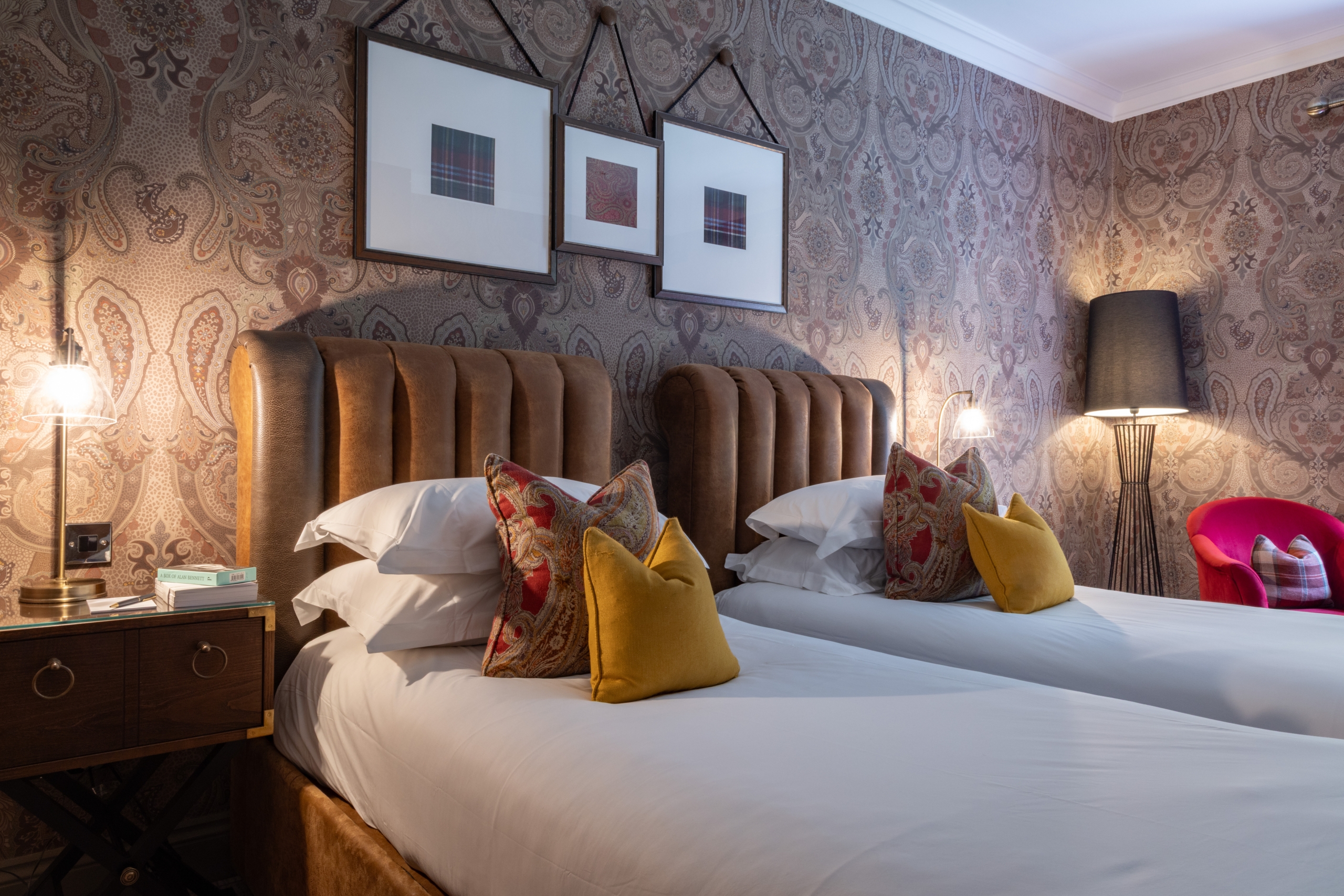 Cameron-House-Bedroom-Classic-Twin-139-04