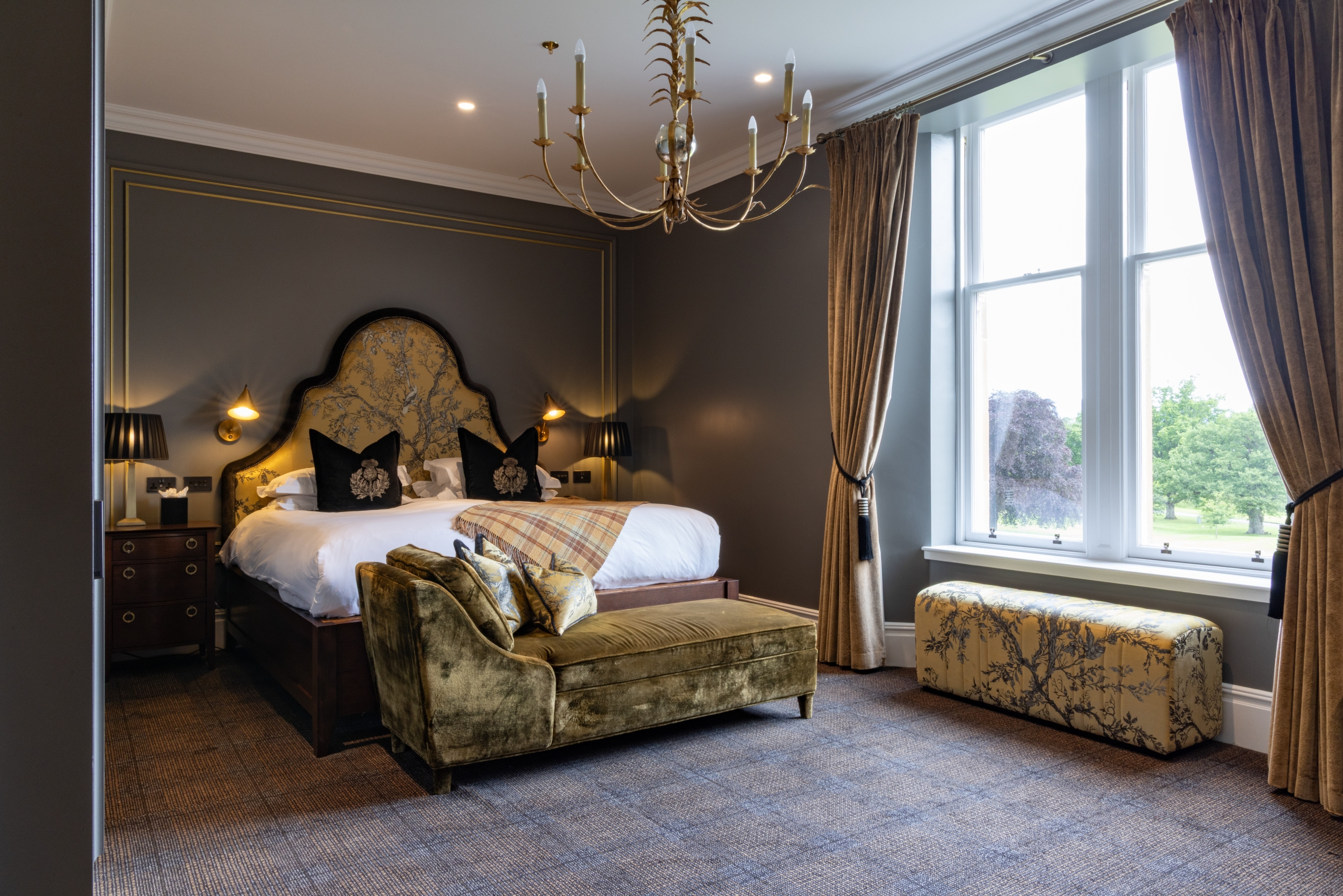 Cameron-House-Auld-House-Suite-Loch-View-Studio-15-005