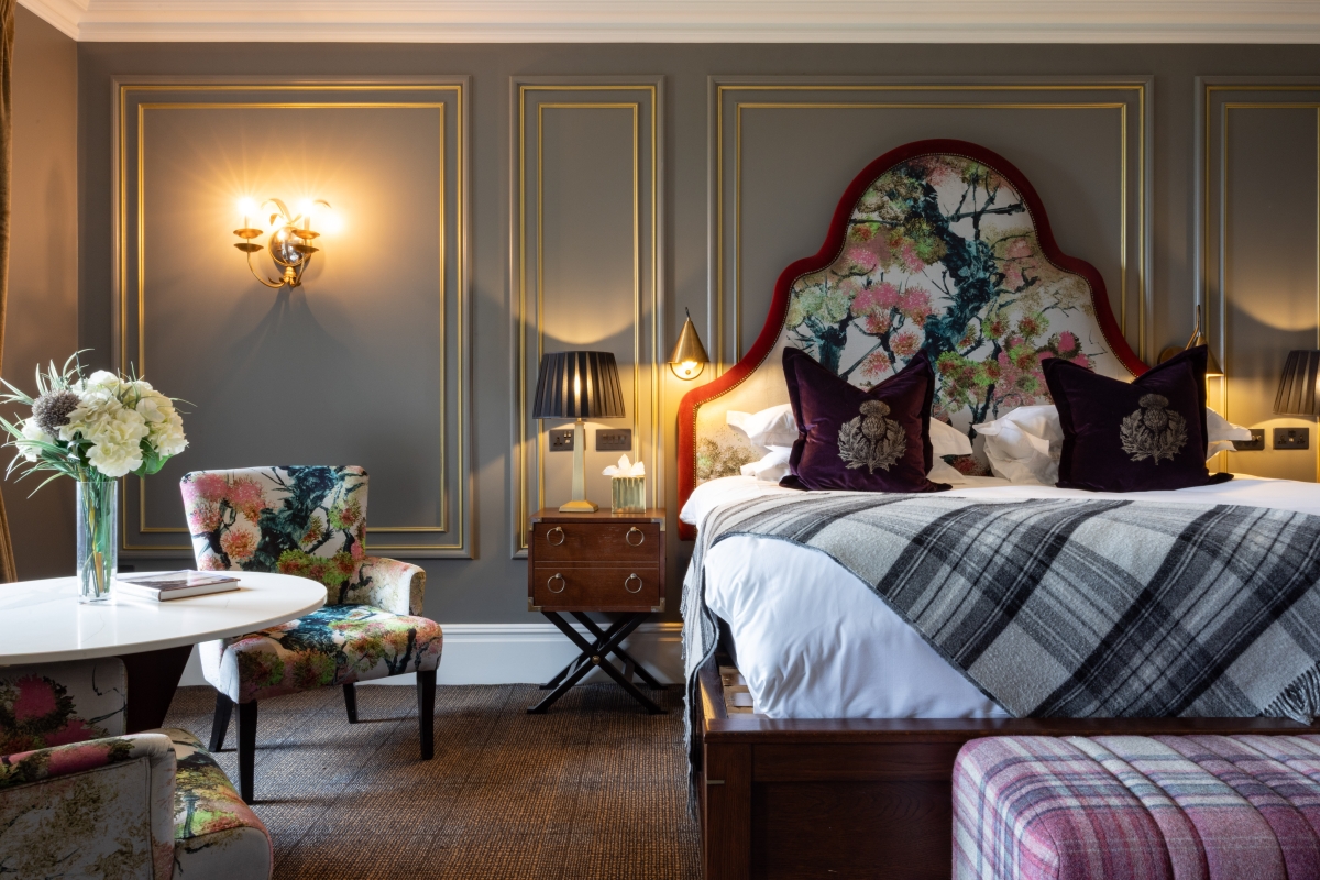 Cameron-House-Auld-House-Suite-Tower-30-025