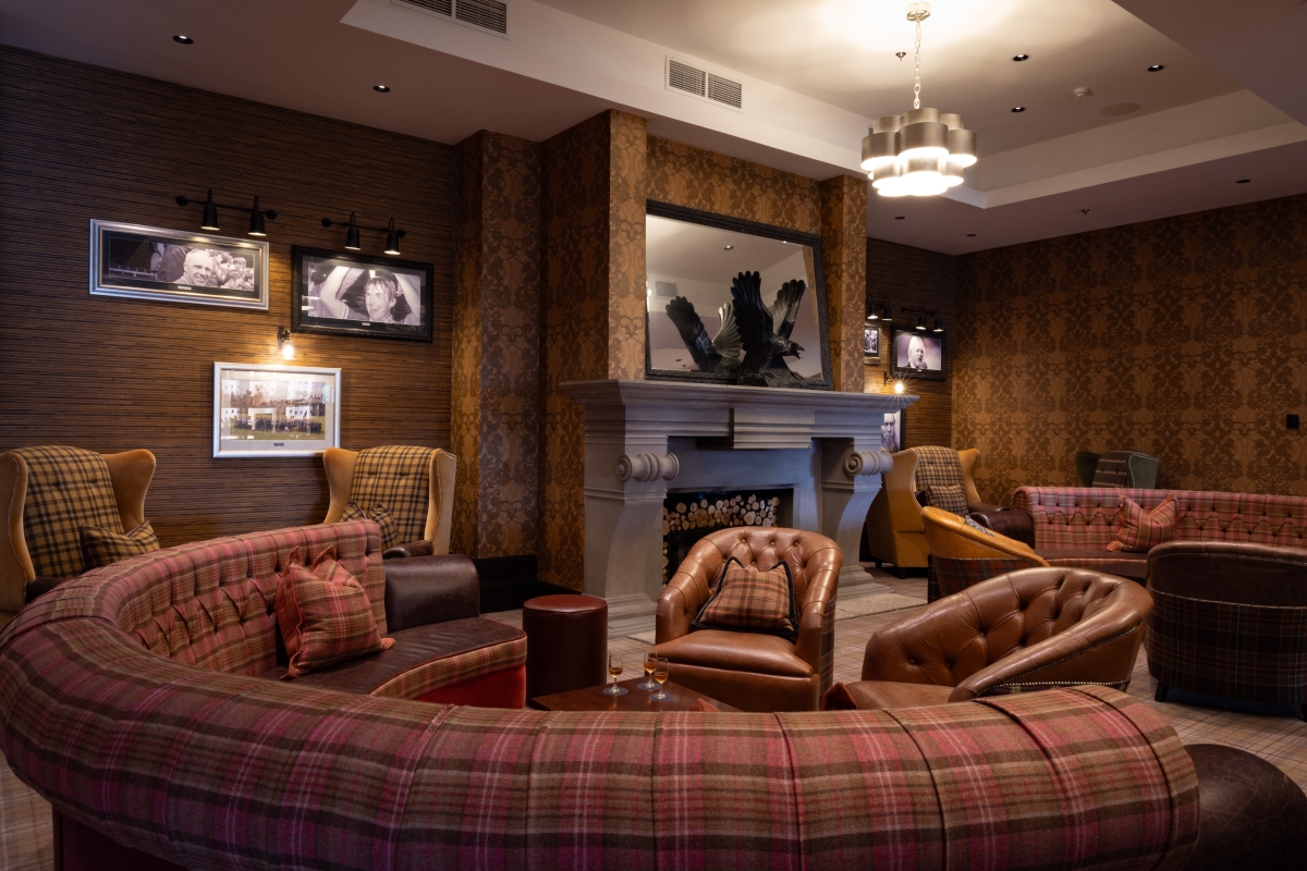 Cameron-House-Bar-Interior-Great Scots Bar-002