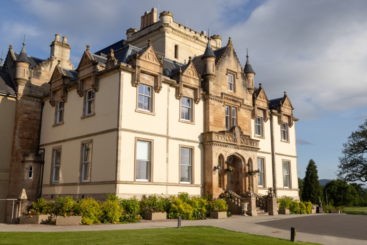 Cameron-House-Exterior-Land-024
