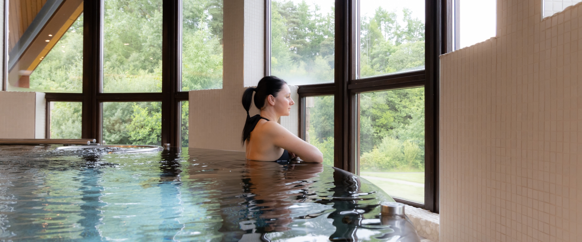 Cameron-House-Pool-Lifestyle-Cameron-Spa-087