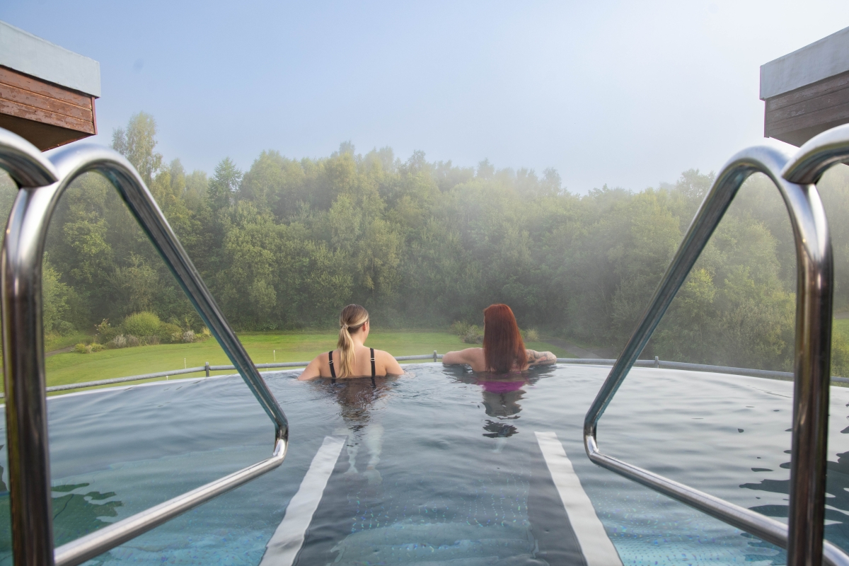 Cameron-Spa-Rooftop-Pool-Lifestyle