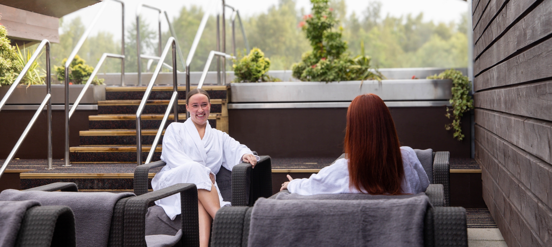 Cameron-Spa-Rooftop-Pool-Lifestyle (2)
